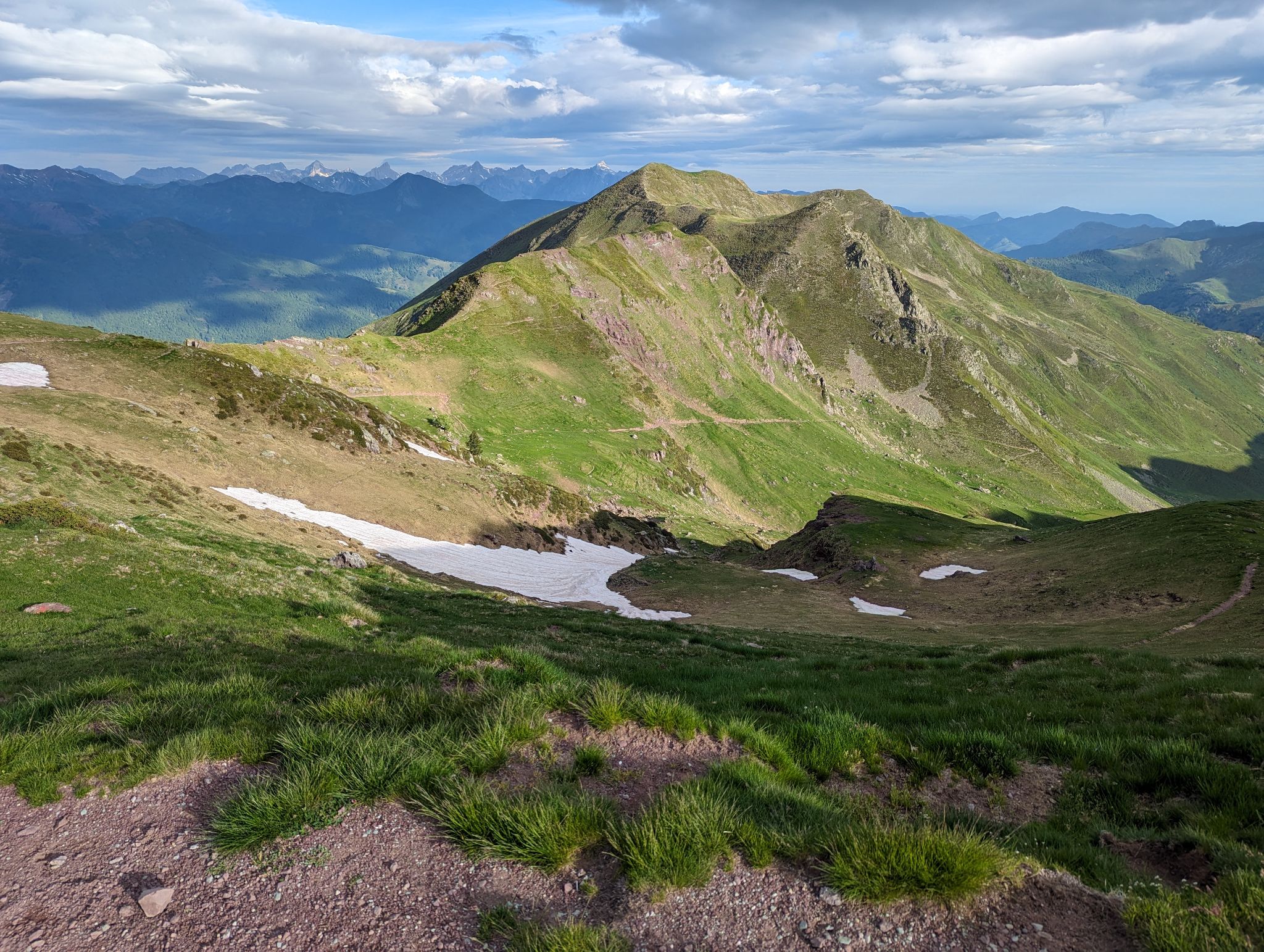 PXL 20240614 062508288