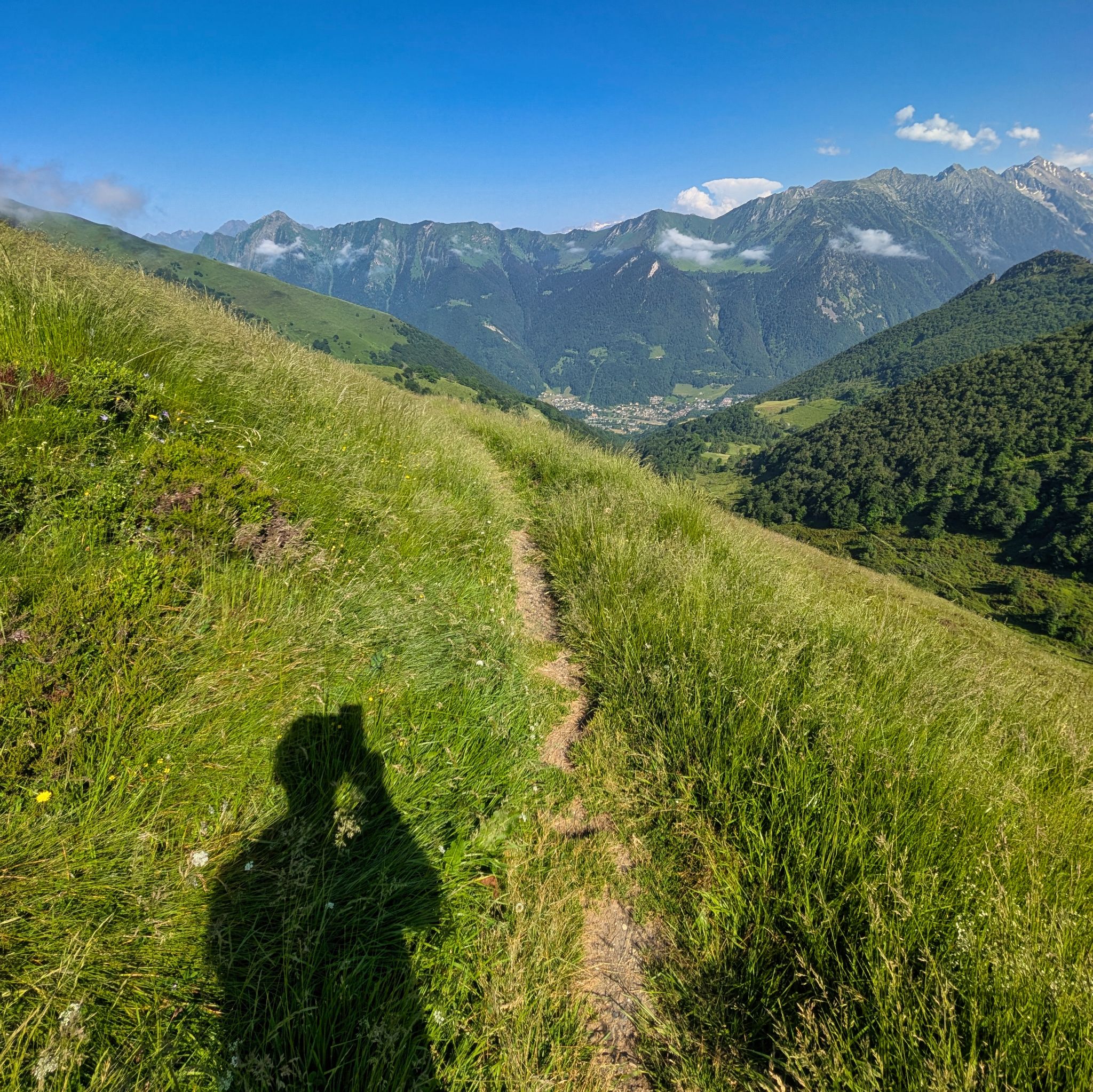 PXL 20250616 153422708