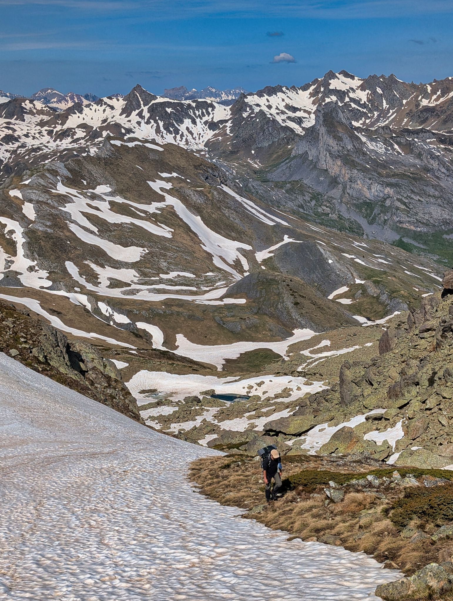 PXL 20250518 083516012