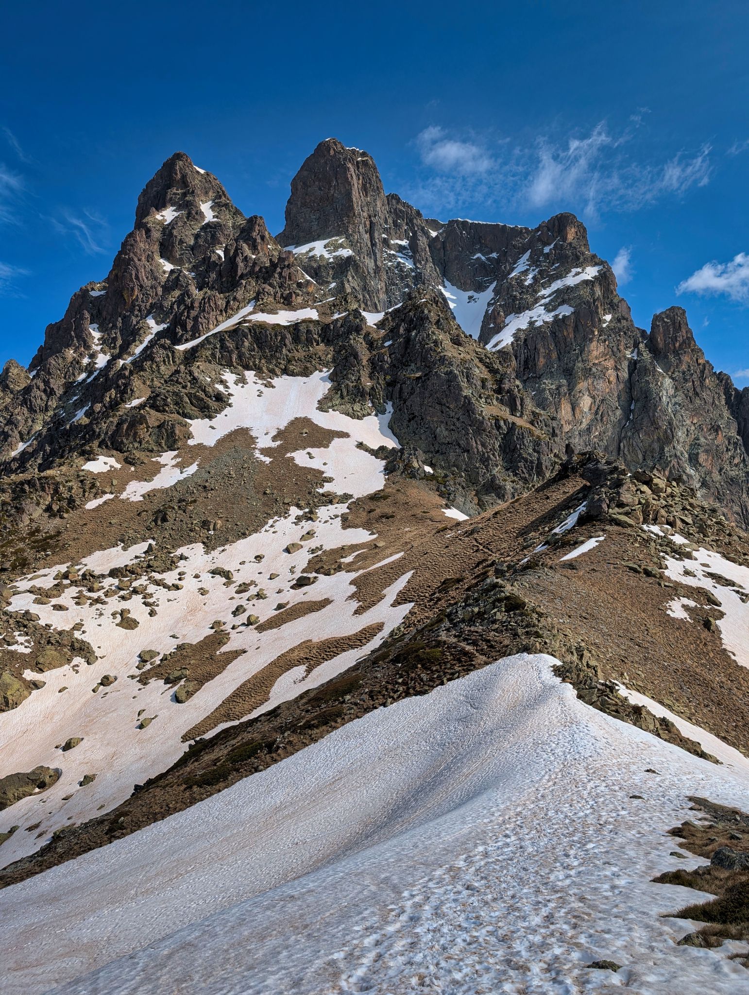 PXL 20250518 084453027