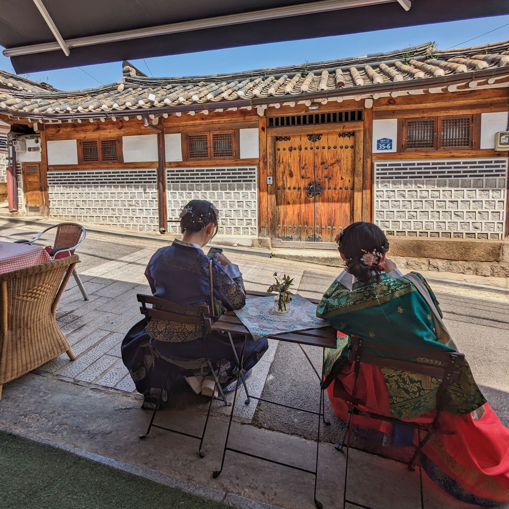 PXL 20240418 042729873