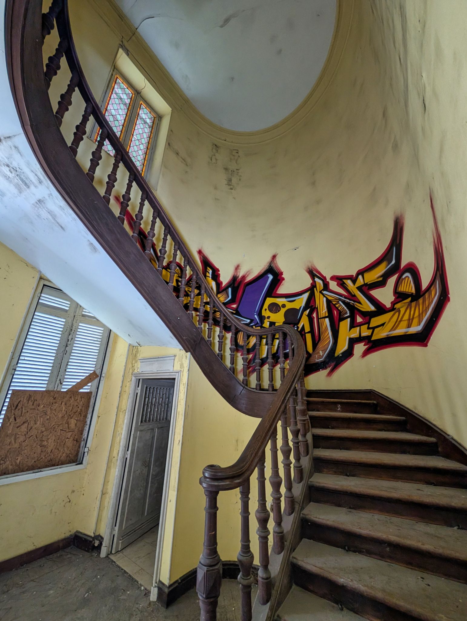 PXL 20250928 112237125