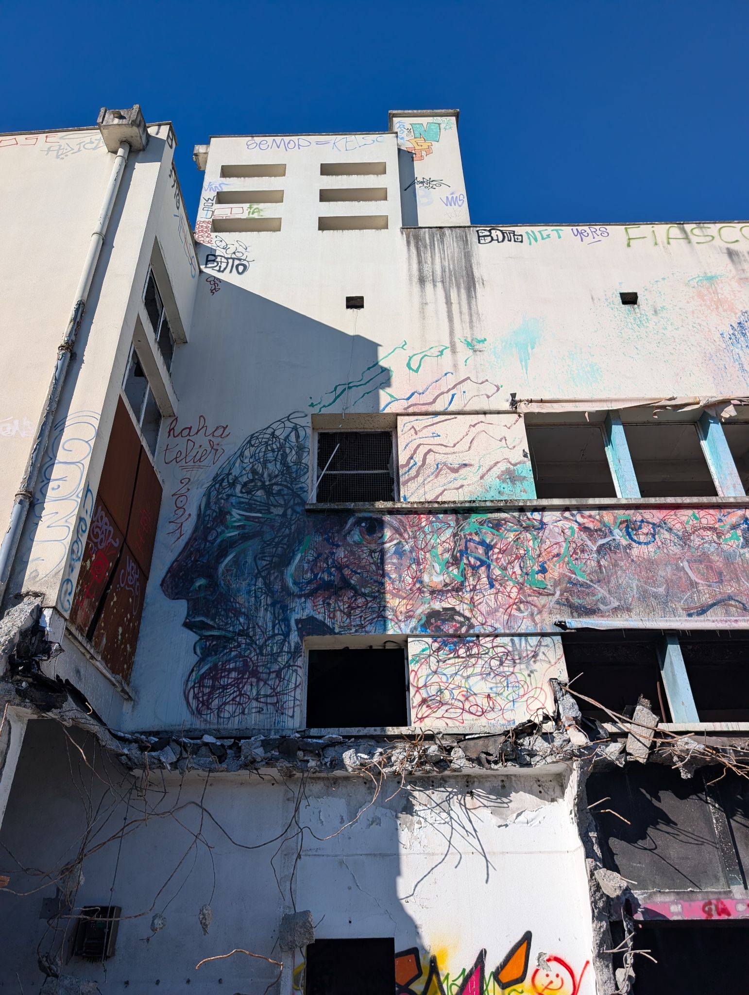 PXL 20251122 123958214.MP