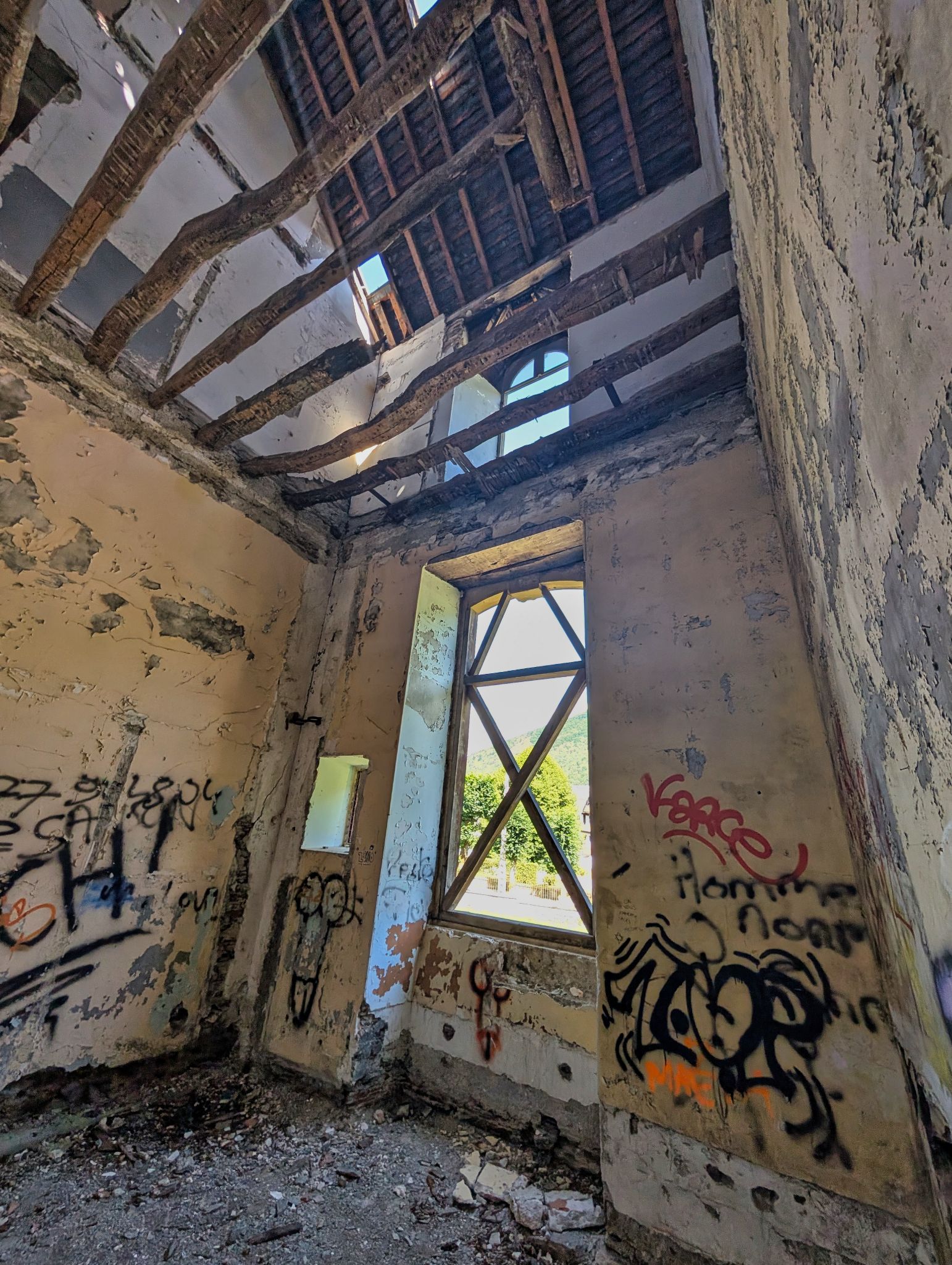 PXL 20250830 132546456