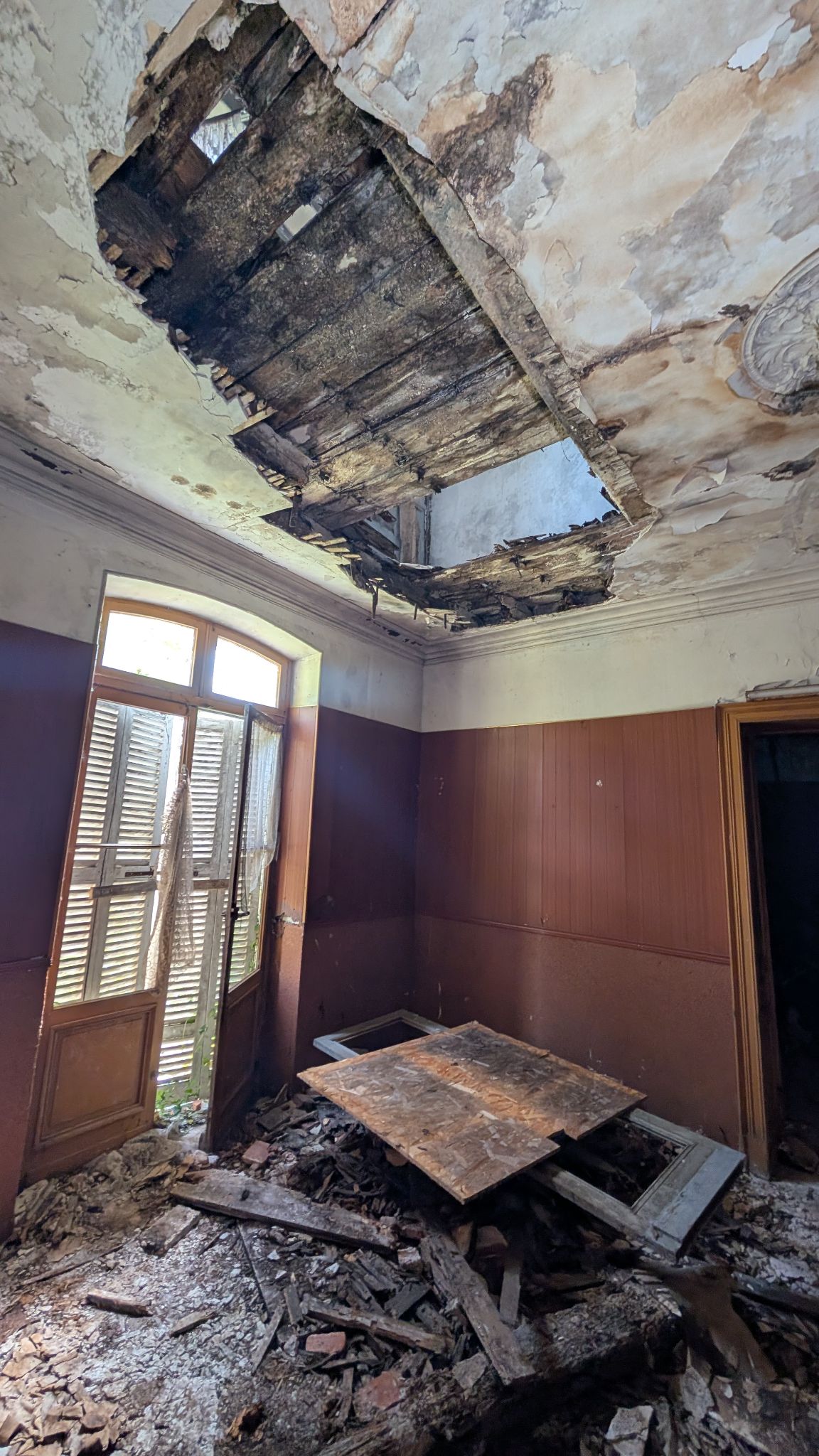 PXL 20260427 123929489